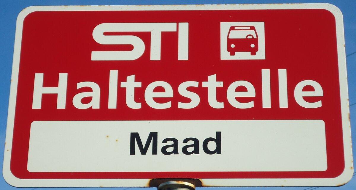 (136'833) - STI-Haltestellenschild - Pohlern, Maad - am 22. November 2011