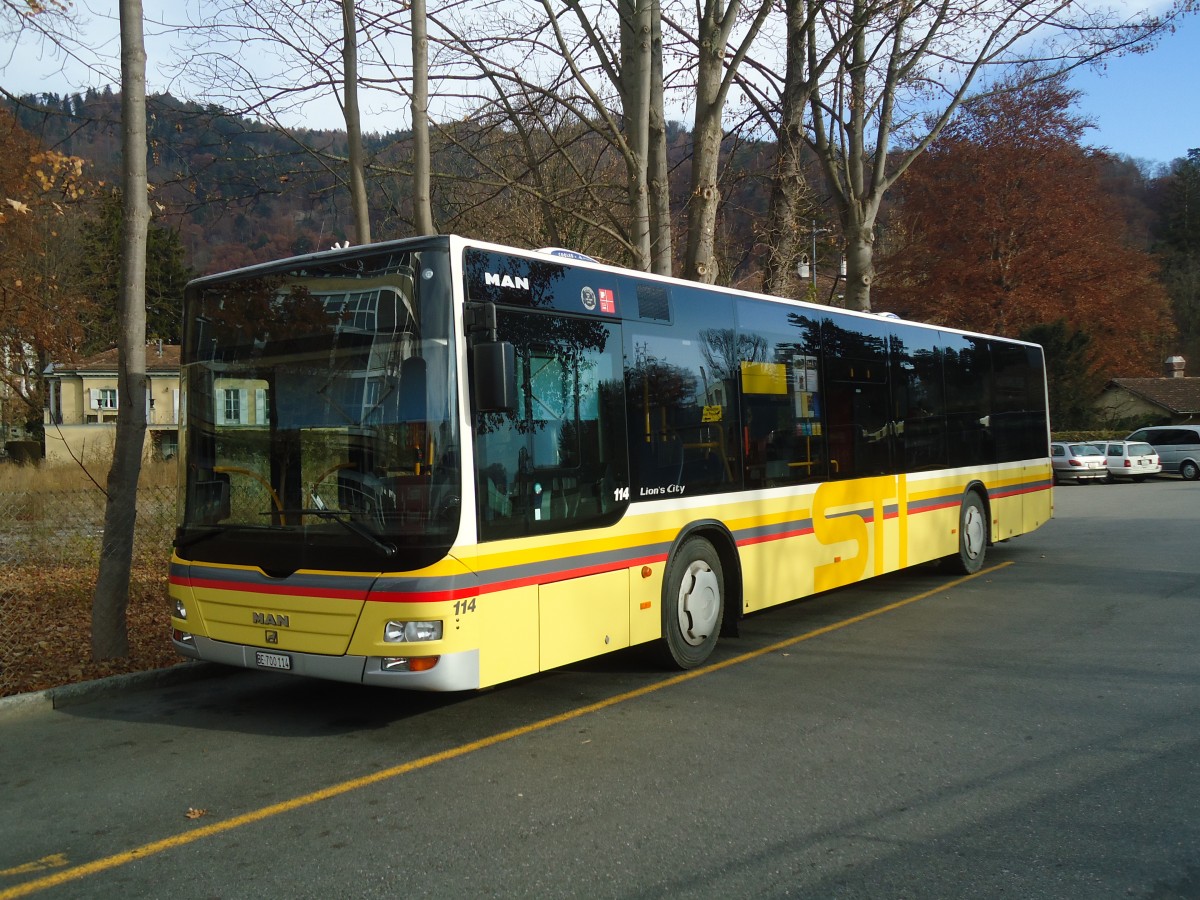 (137'072) - STI Thun - Nr. 114/BE 700'114 - MAN am 2. Dezember 2011 bei der Schifflndte Thun