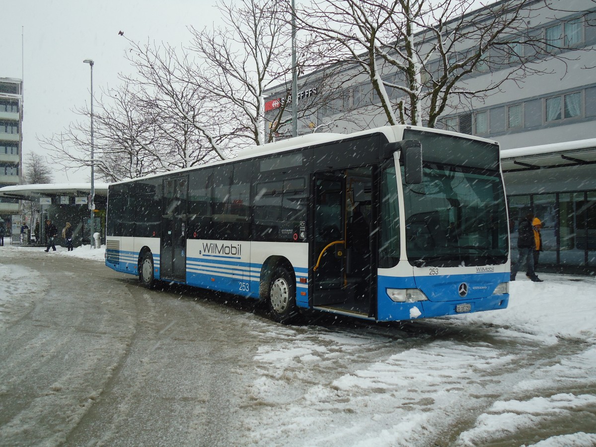 (137'675) - WilMobil, Wil - Nr. 253/SG 187'255 - Mercedes am 15. Februar 2012 beim Bahnhof Wil