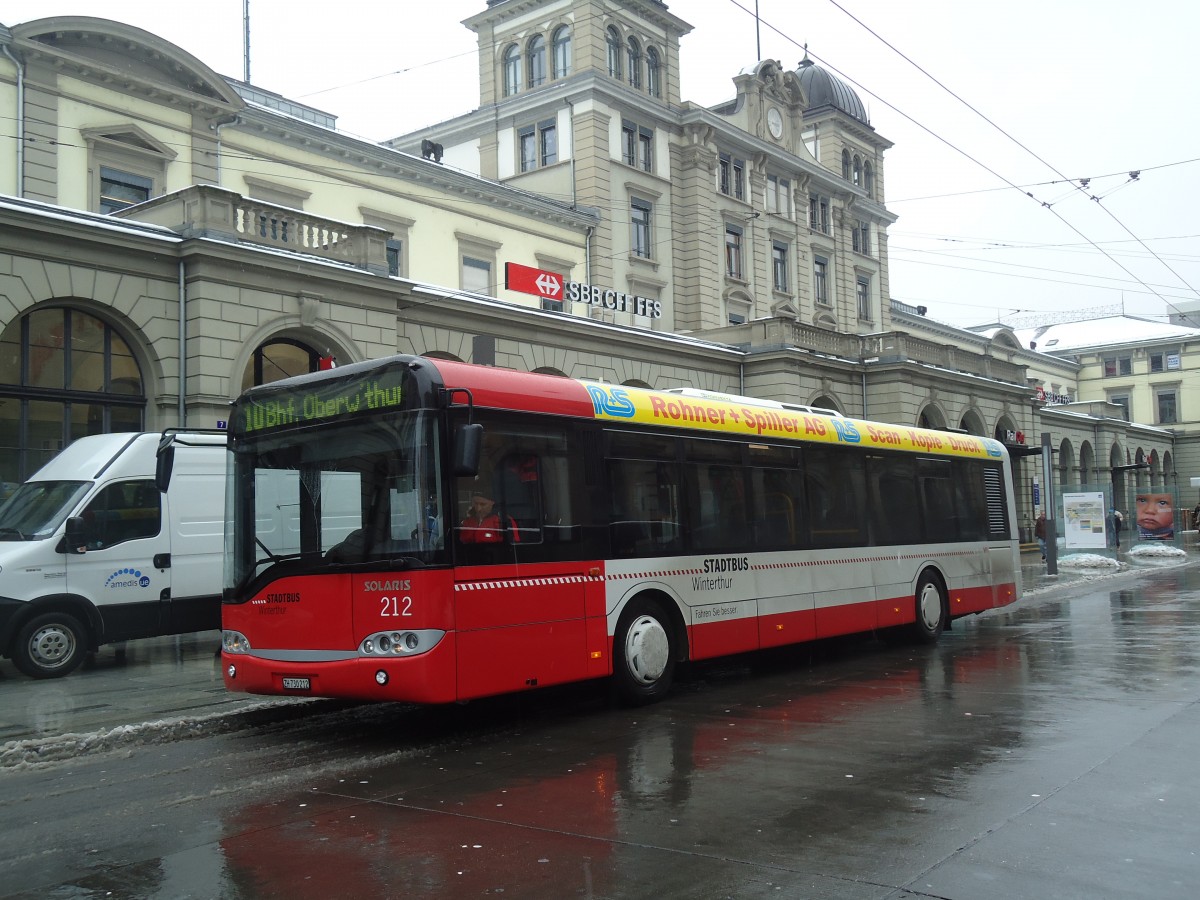 (137'709) - SW Winterthur - Nr. 212/ZH 730'212 - Solaris am 15. Februar 2012 beim Hauptbahnhof Winterthur