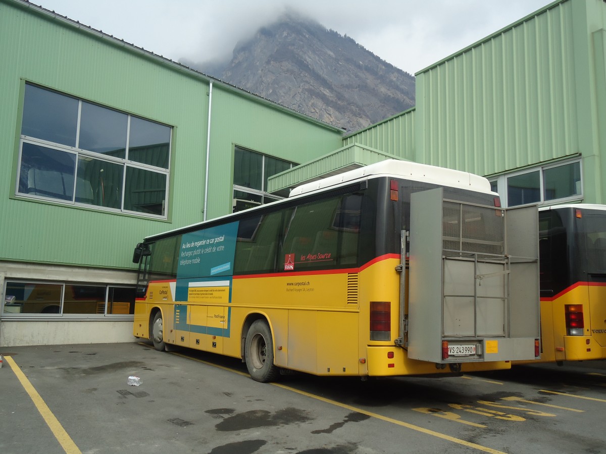 (137'768) - Buchard, Leytron - Nr. 114/VS 243'990 - Volvo (ex PostAuto Wallis Nr. 3; ex P 25'143) am 19. Februar 2012 in Leytron, Garage