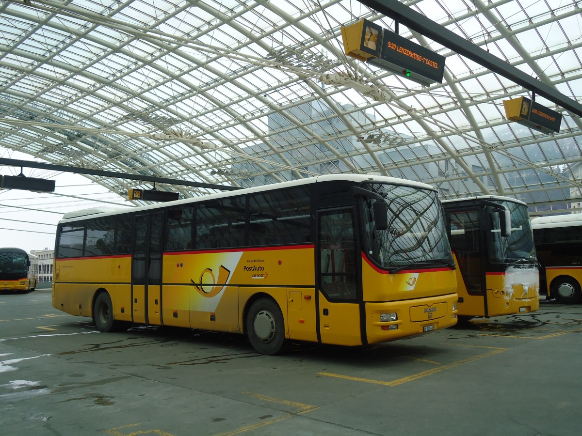 (137'857) - PostAuto Graubnden - GR 105'400 - MAN (ex Dillier, Sarnen Nr. 7) am 5. Mrz 2012 in Chur, Postautostation