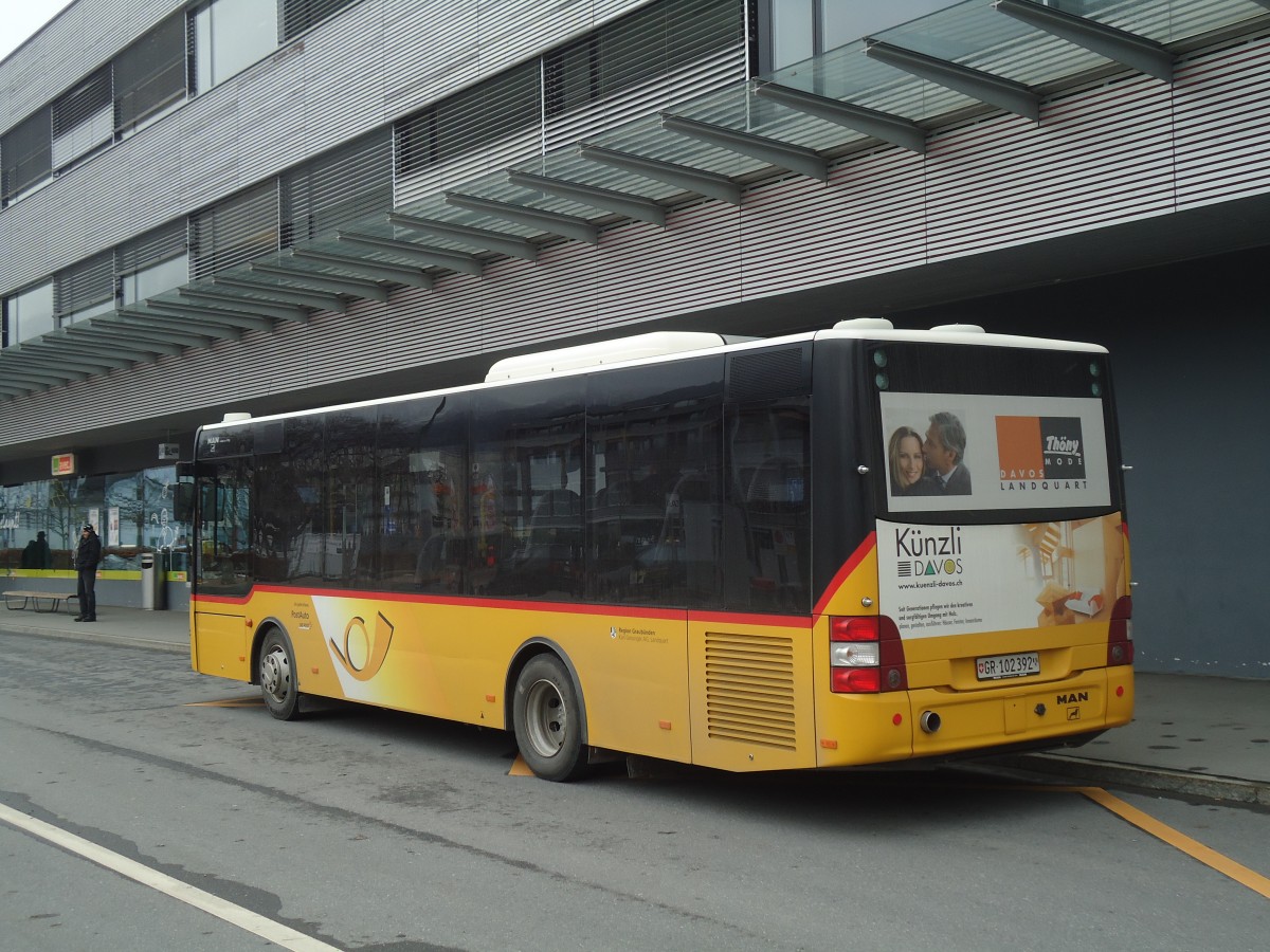 (137'926) - Gessinger, Bad Ragaz - GR 102'392 - MAN/Gppel am 5. Mrz 2012 beim Bahnhof Landquart