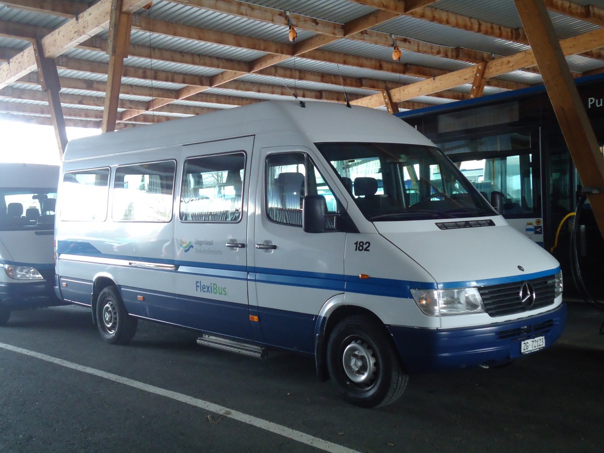 (138'026) - ZVB Zug - Nr. 182/ZG 72'123 - Mercedes (ex Nr. 123) am 6. Mrz 2012 in Zug, Garage