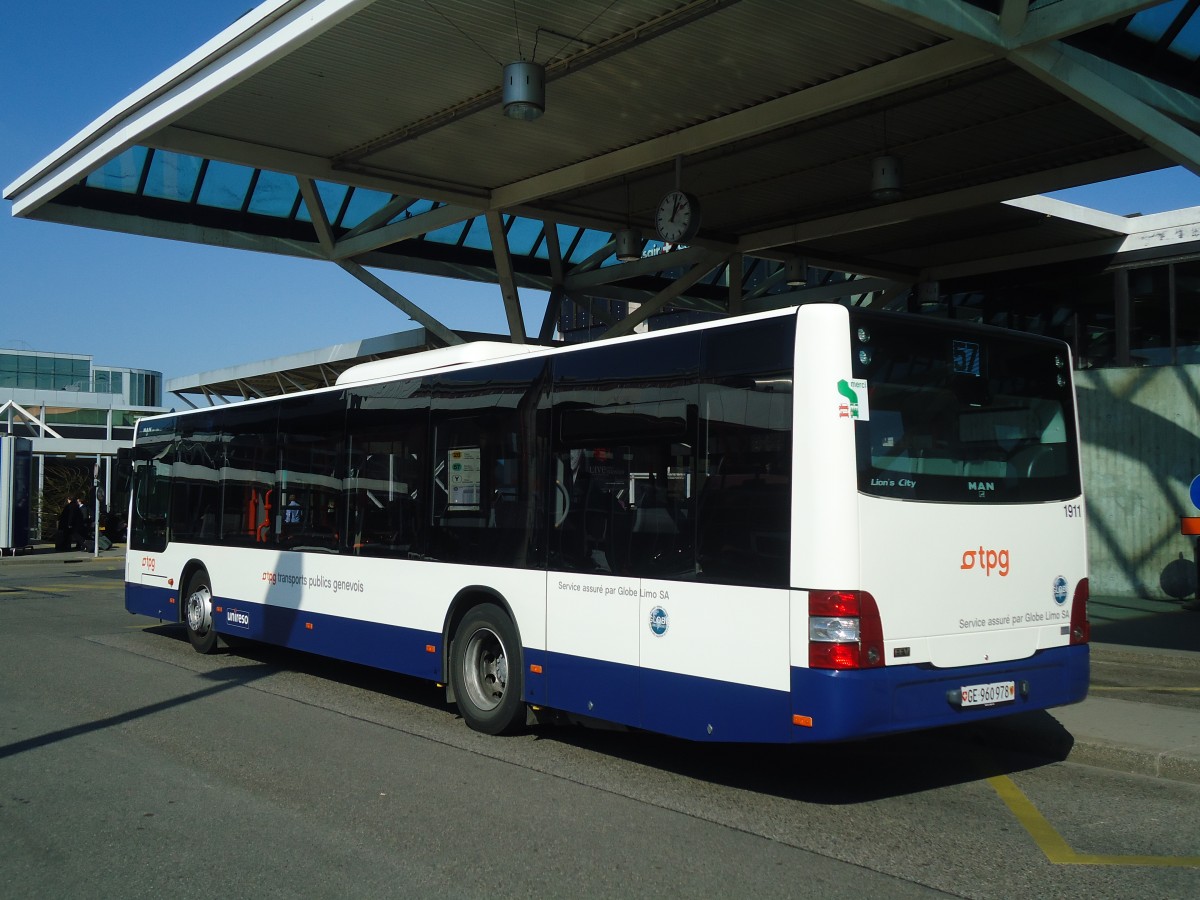 (138'255) - Globe-Limo, Genve - Nr. 1911/GE 960'978 - MAN am 9. Mrz 2012 in Genve, Aroport