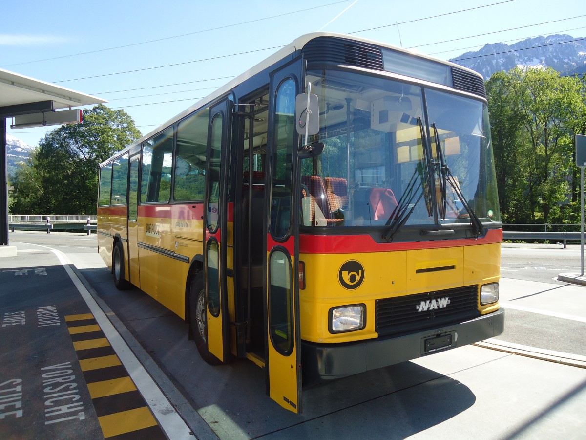 (138'960) - PostAuto Graubnden (Rtrobus) - NAW/Hess (ex P 24'428) am 17. Mai 2012 beim Bahnhof Ziegelbrcke