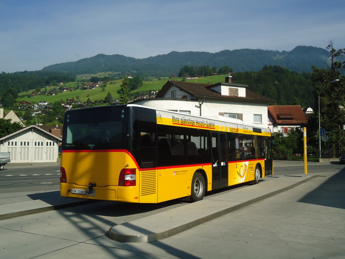 (139'192) - Dillier, Sarnen - Nr. 2/OW 10'166 - MAN am 2. Juni 2012 beim Bahnhof Sarnen