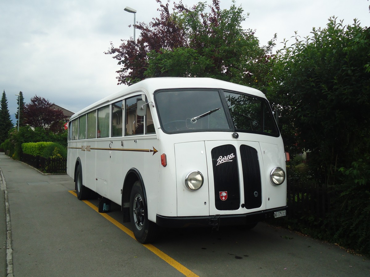 (139'302) - Frei, Rheinsulz - AG 375'311 - Berna/Hhener (ex Pieshold, Bottmingen; ex M+79'509) am 3. Juni 2012 in Thun, Gantrischstrasse