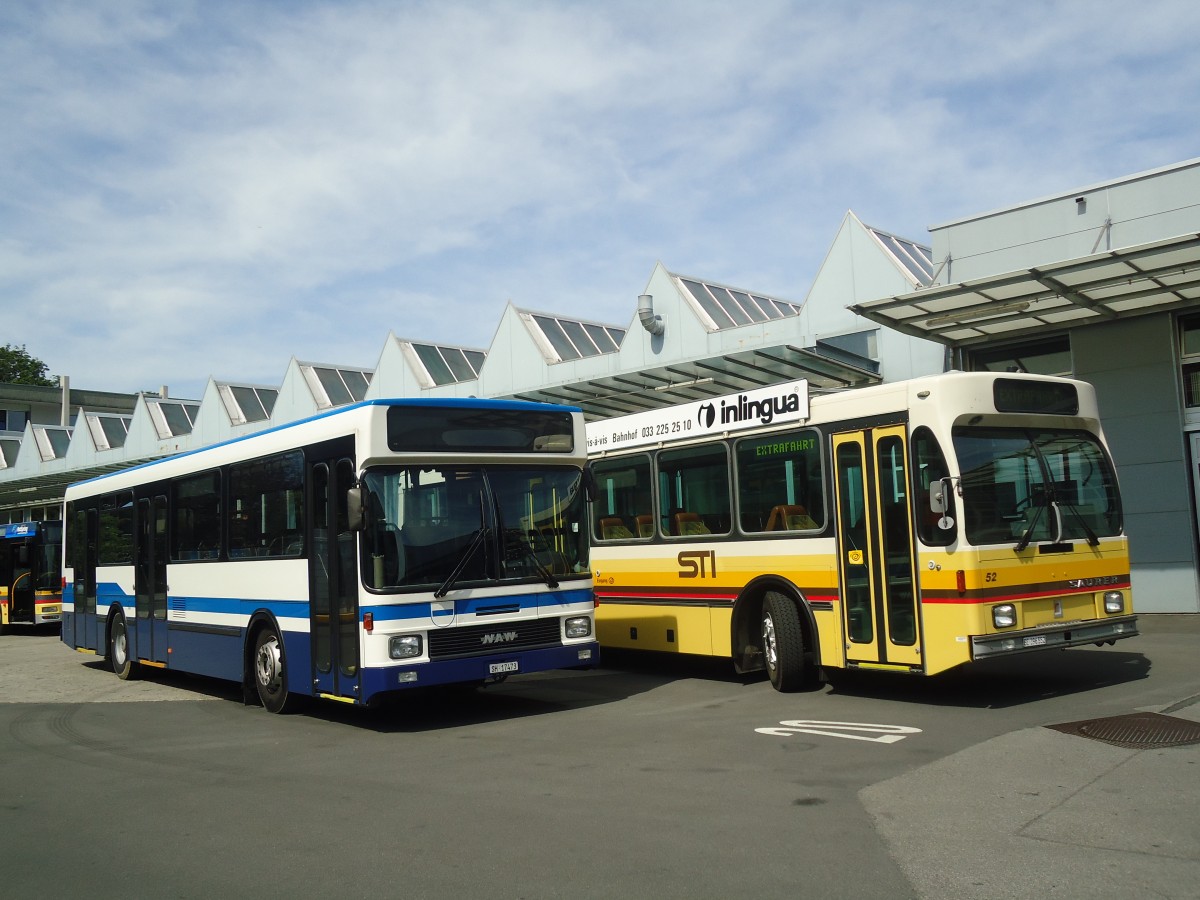 (140'010) - Ruklic, Schaffhausen - SH 17'473 - NAW/Hess (ex ZVB Zug Nr. 103; ex ZVB Zug Nr. 93) + STI Thun - Nr. 52/BE 396'552 - Saurer/R&J am 24. Juni 2012 in Thun, Garage STI