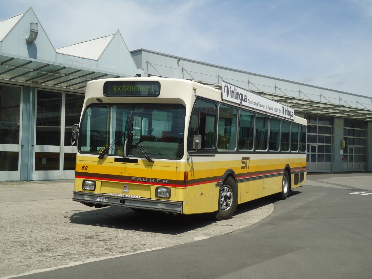 (140'052) - STI Thun - Nr. 52/BE 396'552 - Saurer/R&J am 24. Juni 2012 in Thun, Garage