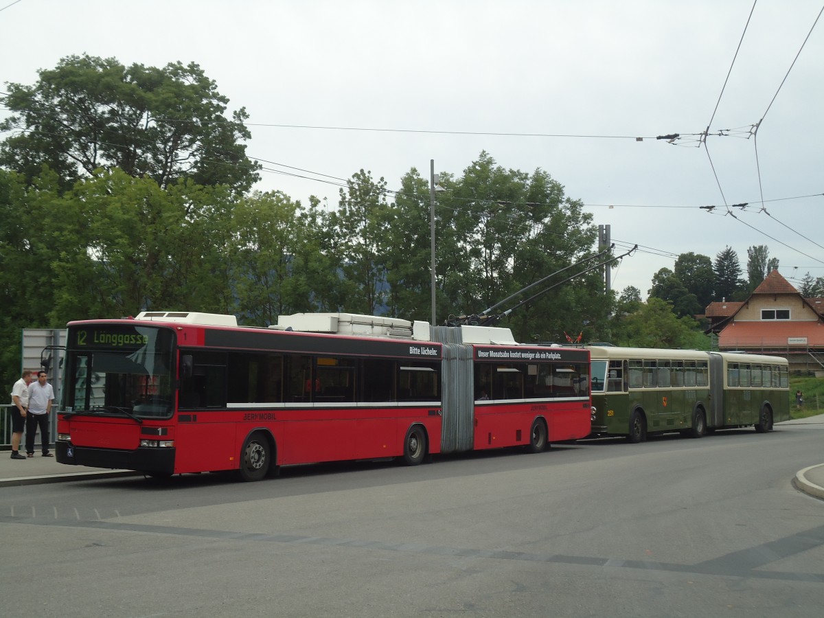 (140'122) - Bernmobil, Bern - Nr. 1 - NAW/Hess Gelenktrolleybus am 24. Juni 2012 in Bern, Zentrum Paul Klee