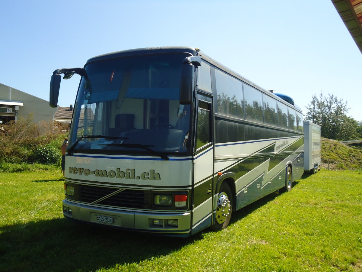 (141'221) - Glarner, Schnis - SG 27'053 U - Volvo (ex AAGK Koppigen Nr. 23) am 18. August 2012 in Affeltrangen, Kreuzegg