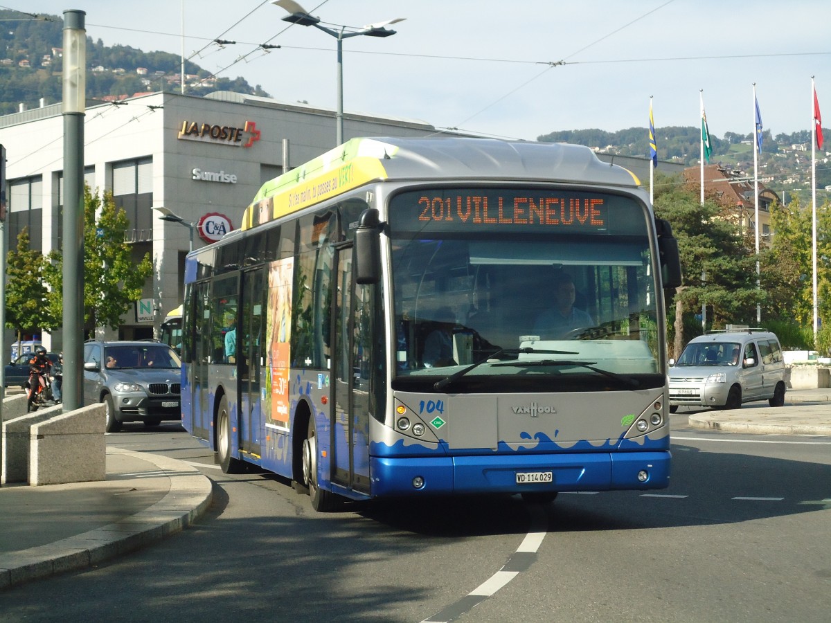 (141'851) - VMCV Clarens - Nr. 104/VD 114'029 - Van Hool am 23. September 2012 beim Bahnhof Vevey