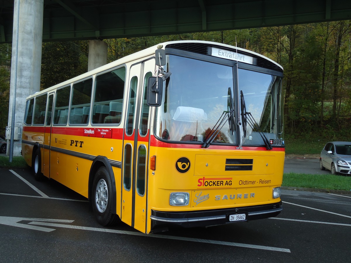 (141'977) - Stocker, Ottikon - ZH 35'662 - Saurer/R&J (ex Eberle, Wittenbach; ex Richter, Ossingen; ex P 25'350) am 21. Oktober 2012 in Flamatt, Bernstrasse