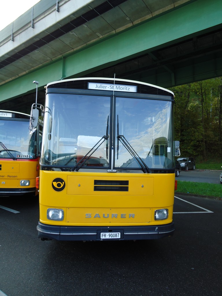 (141'999) - Schlapp, Cottens - FR 90'007 - Saurer/R&J (ex Ruklic. Schaffhausen; ex Heim, Flums; ex Frigg, Zernez; ex P 24'279) am 21. Oktober 2012 in Flamatt, Bernstrasse