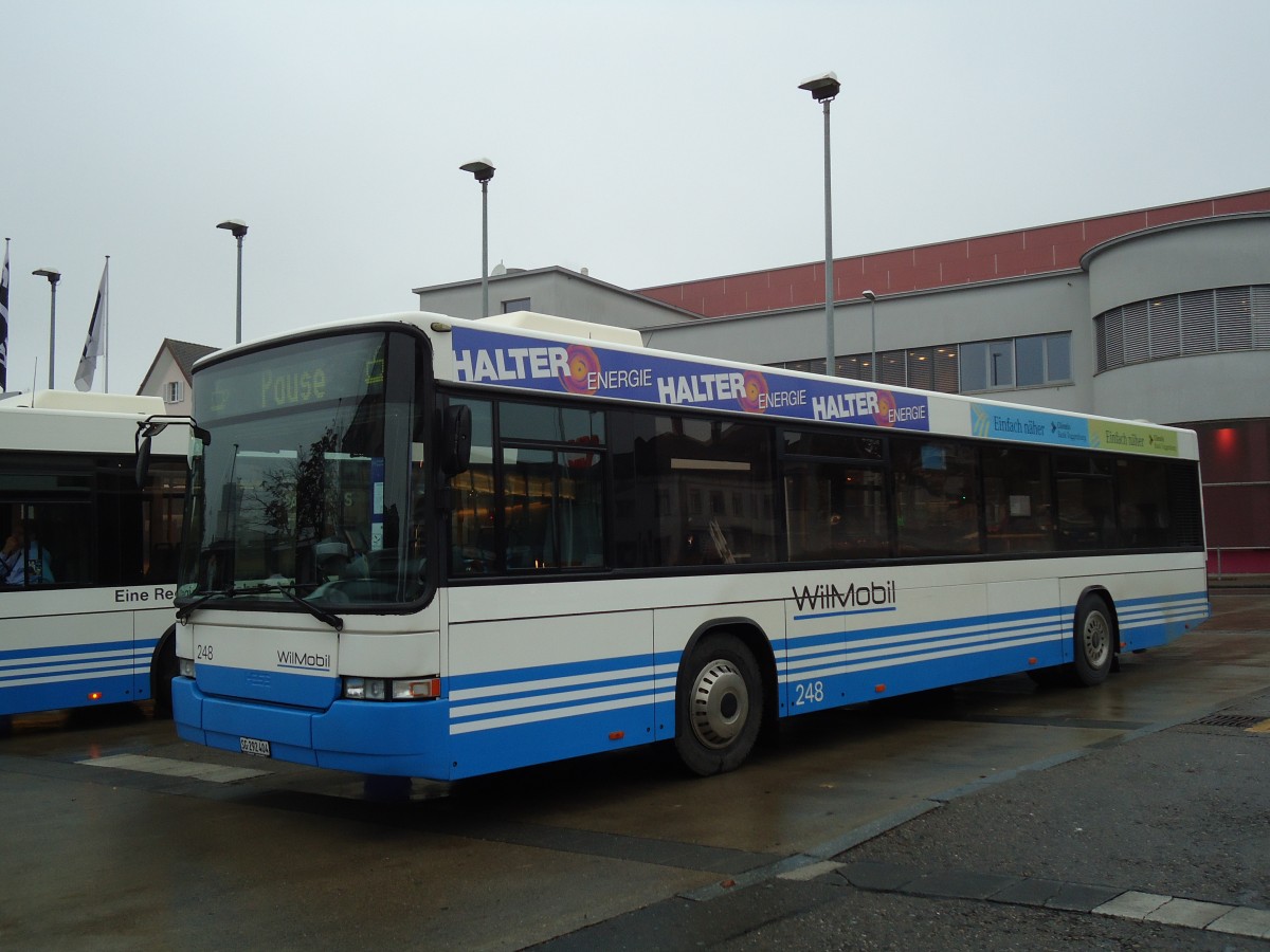 (142'090) - WilMobil, Wil - Nr. 248/SG 292'404 - Volvo/Hess (ex BOS Wil Nr. 7) am 24. Oktober 2012 beim Bahnhof Wil