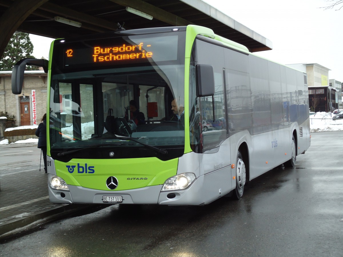 (142'483) - Busland, Burgdorf - Nr. 101/BE 737'101 - Mercedes am 10. Dezember 2012 beim Bahnhof Burgdorf