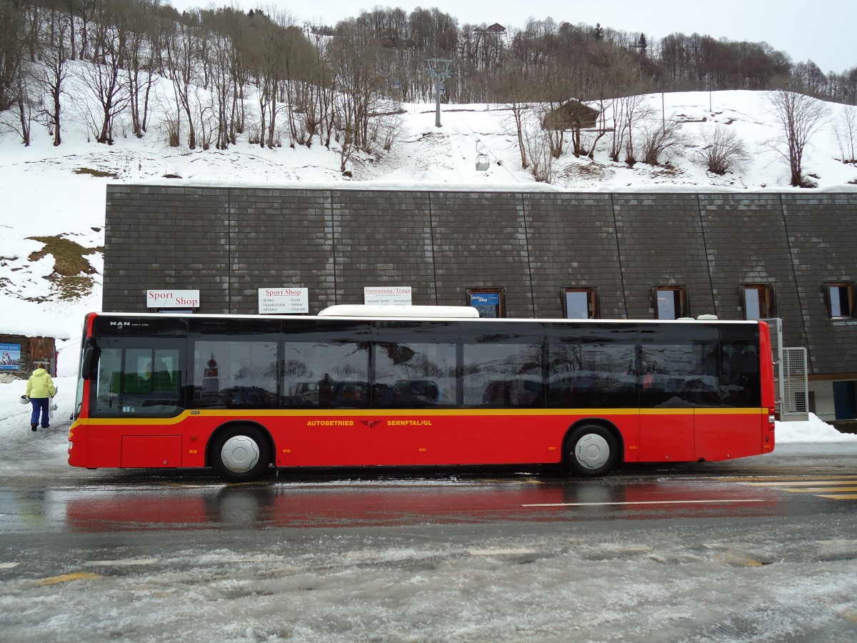 (142'583) - AS Engi - Nr. 1/SP/GL 7701 - MAN am 23. Dezember 2012 in Elm, Sportbahnen