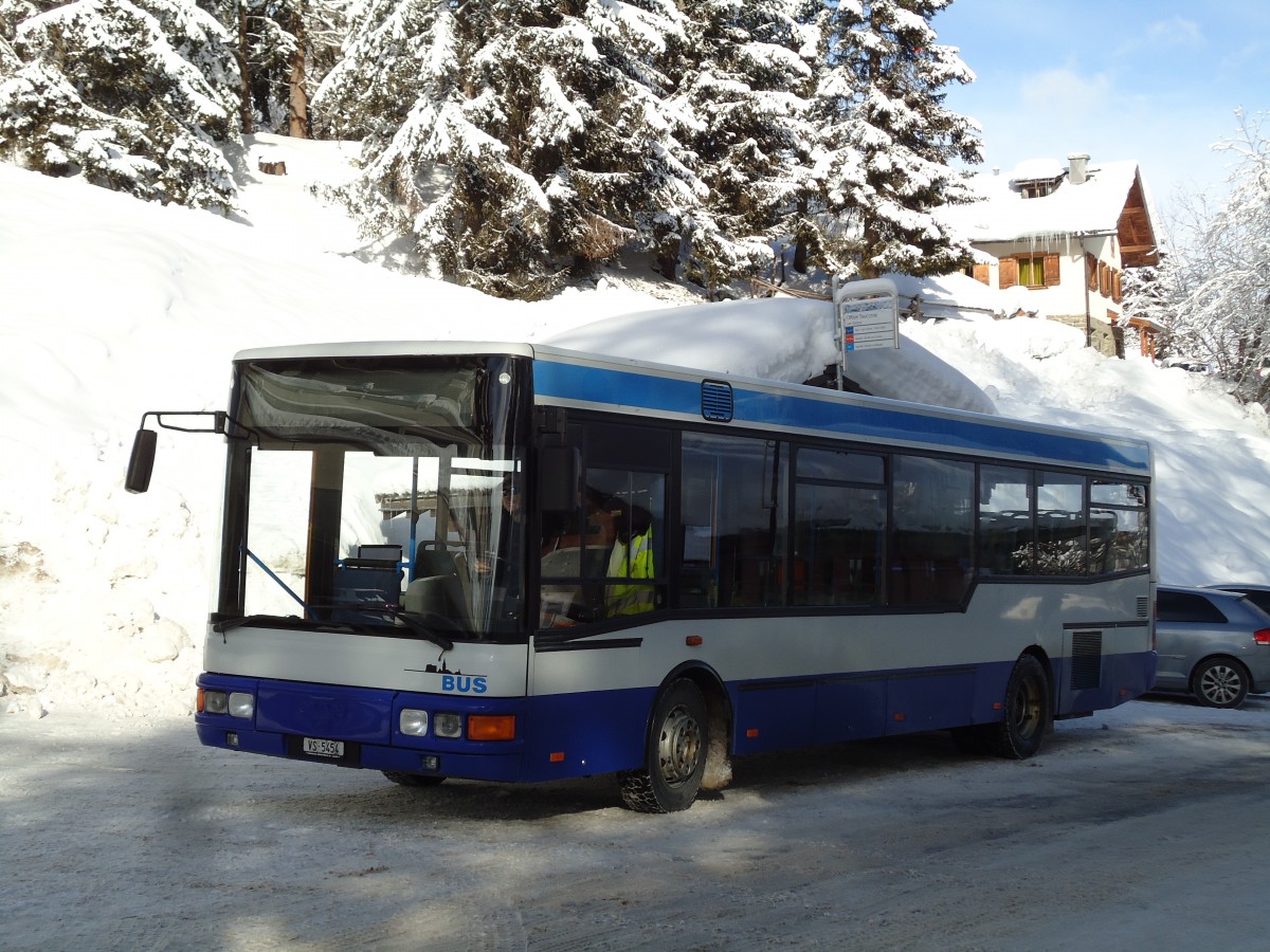 (143'130) - Theytaz, Sion - VS 5454 - MAN (ex OVR Waiblingen/D) am 3. Februar 2013 in Les Collons, Office Tourisme