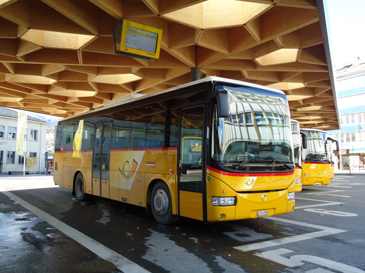 (143'146) - Buchard, Leytron - VS 243'998 - Irisbus am 3. Februar 2013 beim Bahnhof Sion