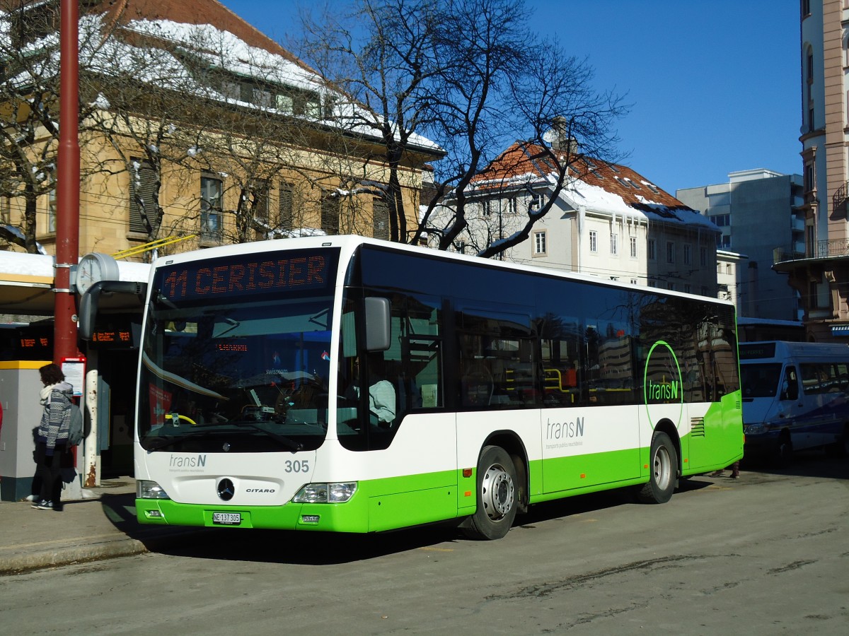 (143'221) - transN, La Chaux-de-Fonds - Nr. 305/NE 137'305 - Mercedes am 19. Februar 2013 beim Bahnhof La Chaux-de-Fonds