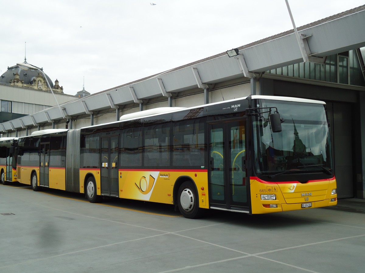 (144'027) - PostAuto Bern - Nr. 665/BE 656'302 - MAN am 11. Mai 2013 in Bern, Postautostation