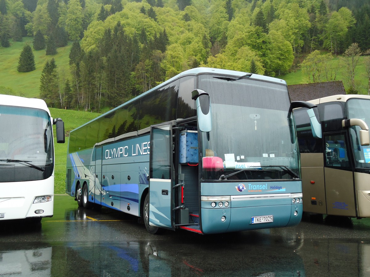 (144'222) - Aus Griechenland: Transel, Athen - IKE-7025 - Van Hool am 19. Mai 2013 in Engelberg, Titlisbahnen