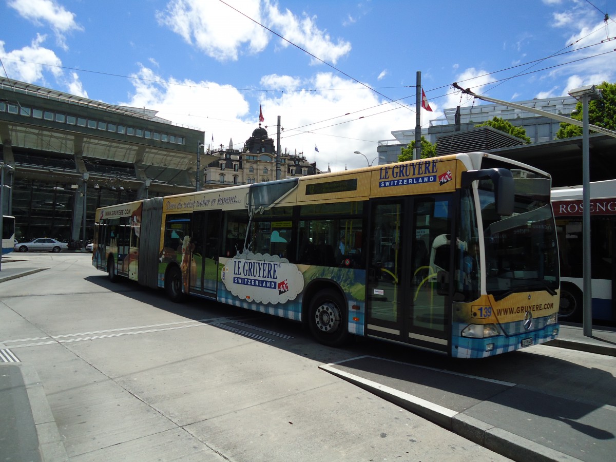 (144'358) - VBL Luzern - Nr. 139/LU 199'439 - Mercedes am 19. Mai 2013 beim Bahnhof Luzern