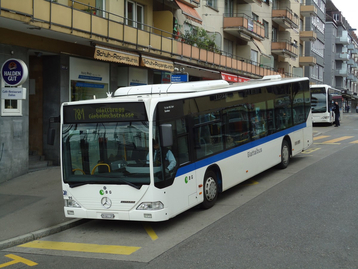 (144'436) - Welti-Furrer, Zrich - Nr. 95/ZH 661'195 - Mercedes am 20. Mai 2013 beim Bahnhof Zrich-Oerlikon