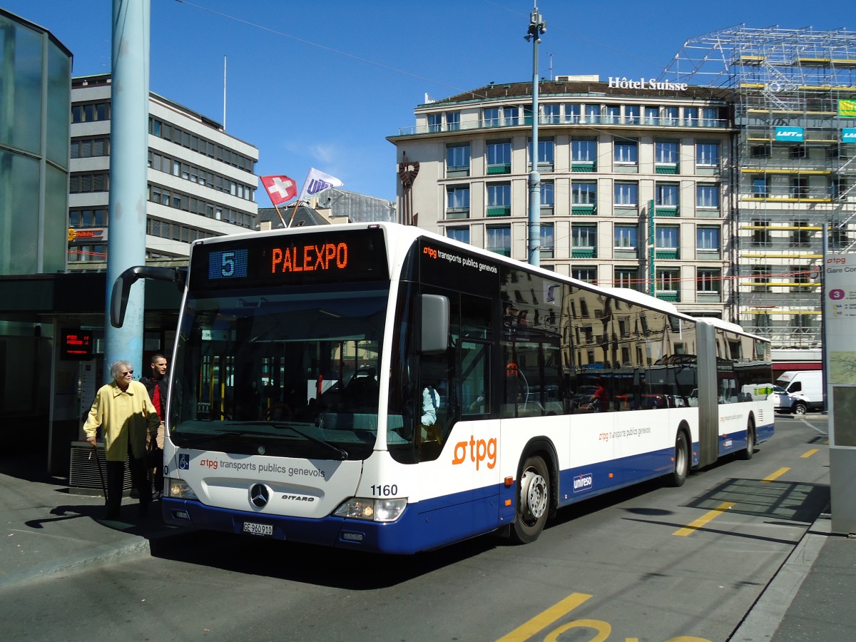 (144'710) - TPG Genve - Nr. 1160/GE 960'910 - Mercedes am 27. Mai 2013 beim Bahnhof Genve