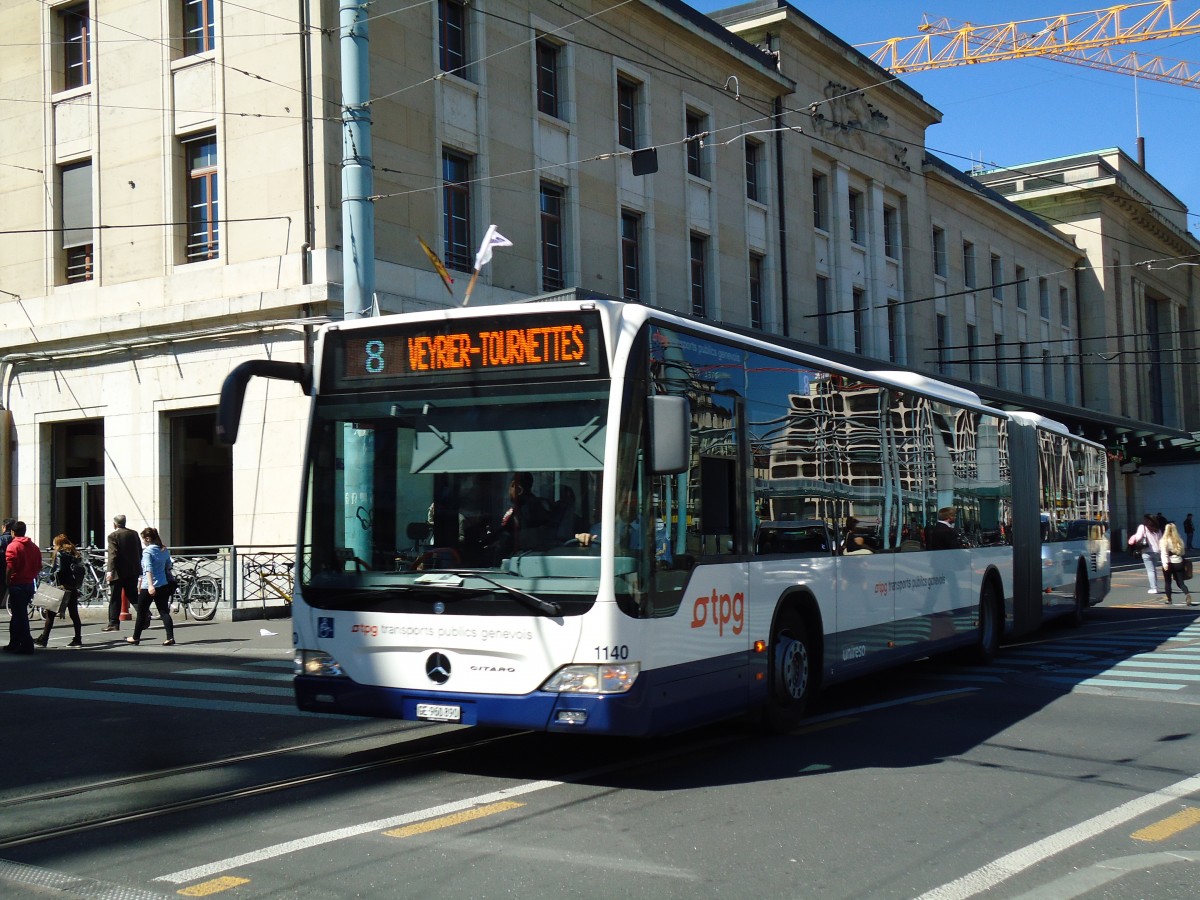 (144'715) - TPG Genve - Nr. 1140/GE 960'890 - Mercedes am 27. Mai 2013 beim Bahnhof Genve