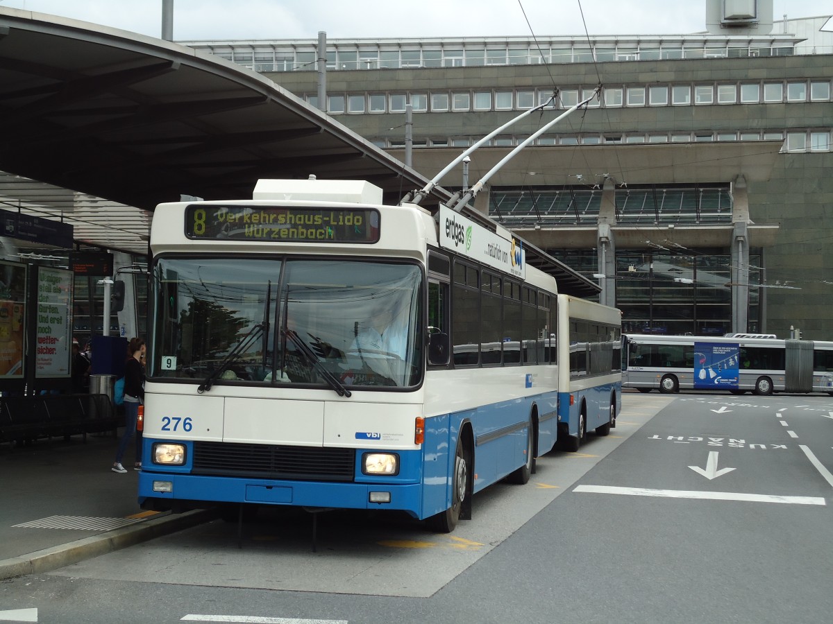 (144'971) - VBL Luzern - Nr. 276 - NAW/R&J-Hess Trolleybus am 10. Juni 2013 beim Bahnhof Luzern