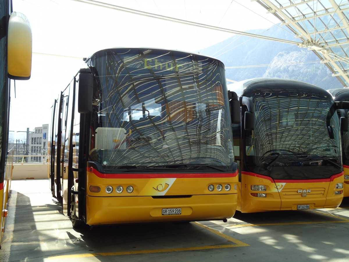 (145'269) - PostAuto Graubnden - GR 159'208 - Neoplan (ex P 25'083) am 17. Juni 2013 in Chur, Postautostation