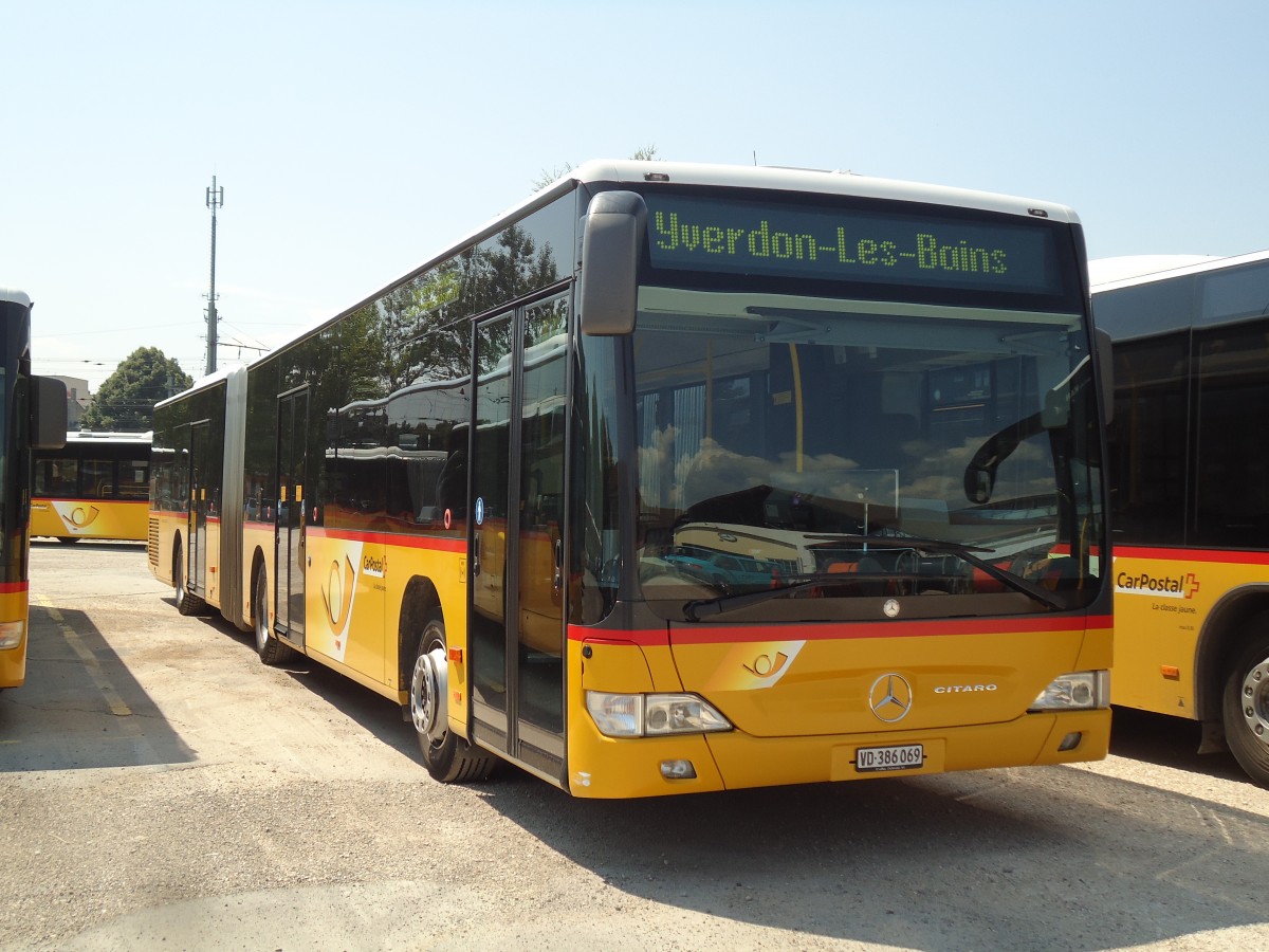 (146'013) - CarPostal Ouest - VD 386'069 - Mercedes am 22. Juli 2013 in Yverdon, Garage