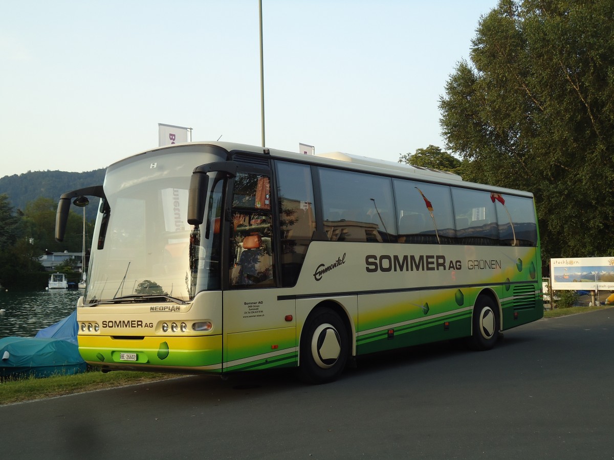 (146'170) - Sommer, Grnen - BE 26'602 - Neoplan am 2. August 2013 in Thun, Strandbad