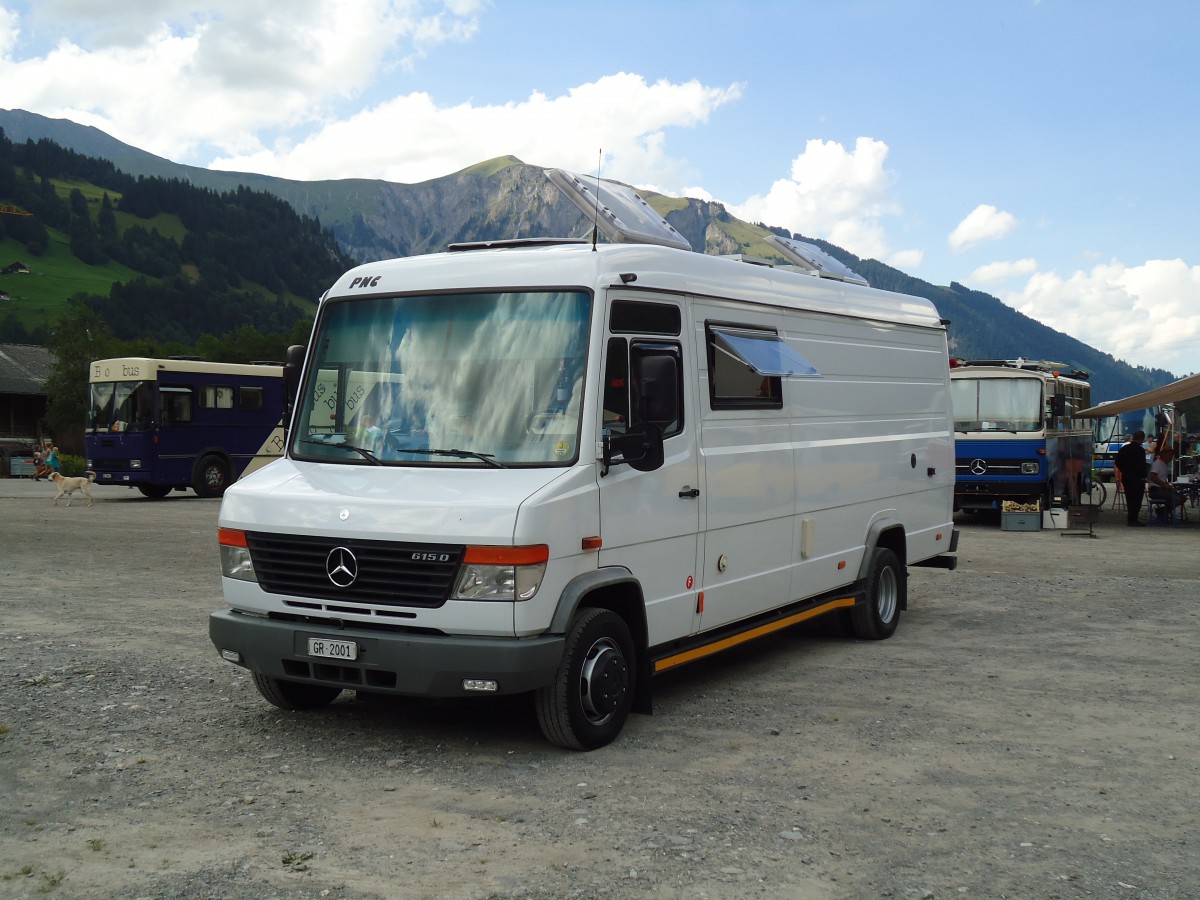 (146'375) - Wihler, Chur - GR 2001 - Mercedes am 17. August 2013 in Lenk, Metschbahnen