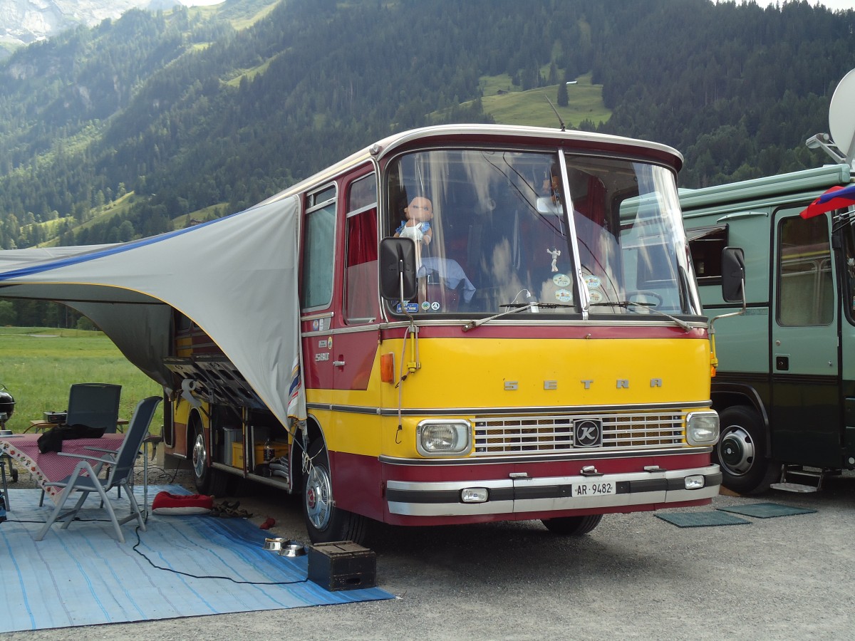 (146'397) - Lutz, Heiden - AR 9482 - Setra am 17. August 2013 in Lenk, Metschbahnen