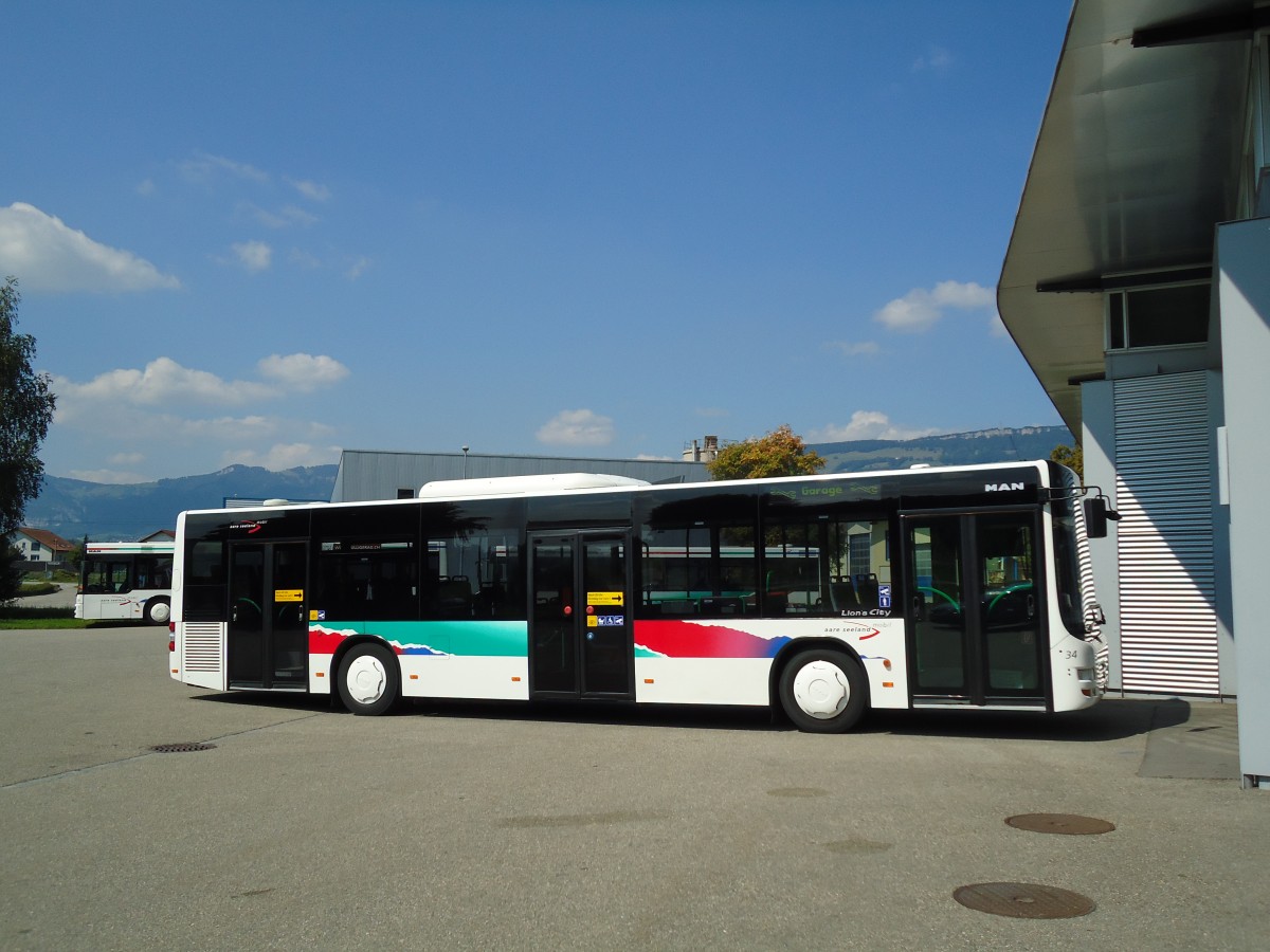 (146'779) - ASm Langenthal - Nr. 34/BE 93'826 - MAN am 31. August 2013 in Wangen a.A., Garage