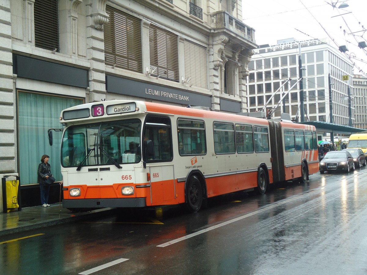 (147'159) - TPG Genve - Nr. 665 - Saurer/Hess Gelenktrolleybus am 16. September 2013 in Genve, Bel-Air