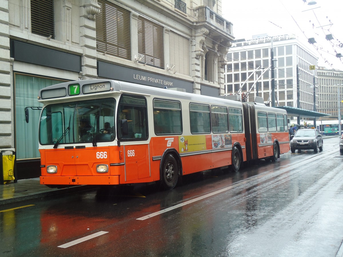 (147'166) - TPG Genve - Nr. 666 - Saurer/Hess Gelenktrolleybus am 16. September 2013 in Genve, Bel-Air