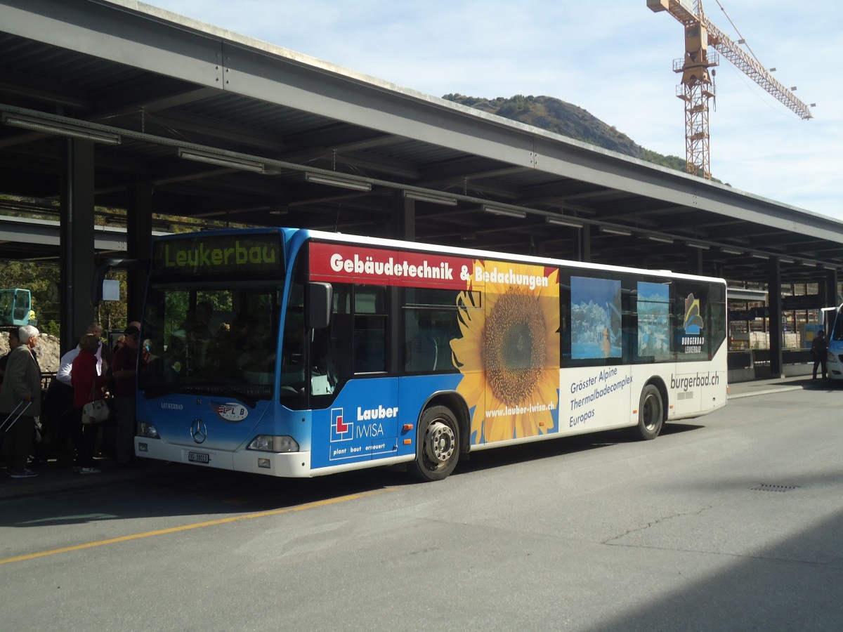 (147'306) - LLB Susten - Nr. 13/VS 38'013 - Mercedes am 22. September 2013 beim Bahnhof Leuk