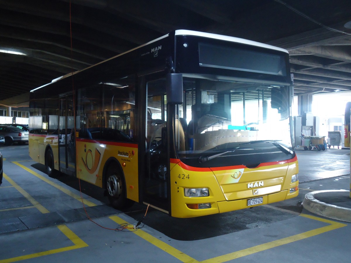 (147'482) - PostAuto Bern - Nr. 424/BE 729'424 - MAN/Gppel (ex Matt, FL-Mauren Nr. 58) am 6. Oktober 2013 in Bern, Postautostation