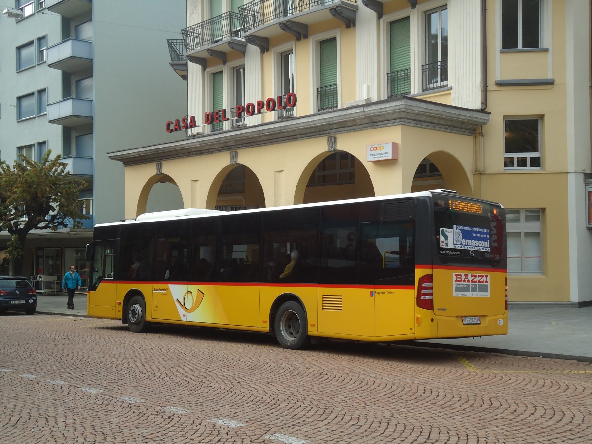 (147'665) - AutoPostale Ticino - TI 228'018 - Mercedes am 5. November 2013 beim Bahnhof Bellinzona