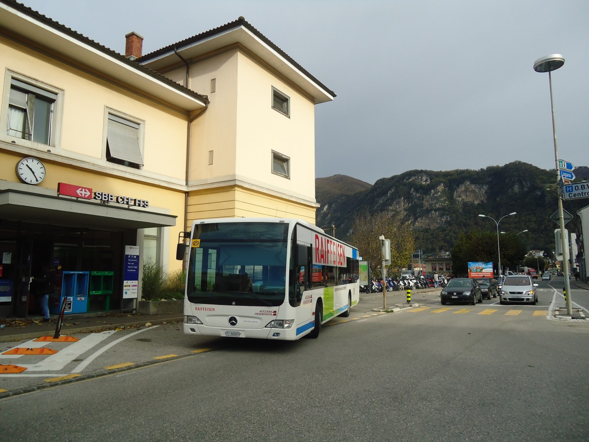 (147'826) - AMSA Chiasso - Nr. 7/TI 64'507 - Mercedes (ex Vorfhrfahrzeug Rizzi) am 6. November 2013 beim Bahnhof Chiasso