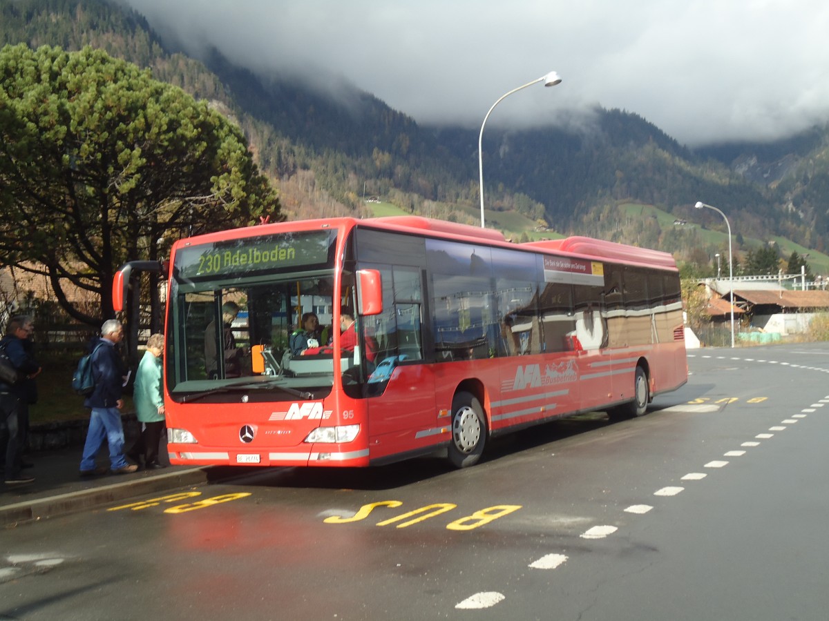 (148'023) - AFA Adelboden - Nr. 95/BE 26'774 - Mercedes am 9. November 2013 beim Bahnhof Frutigen