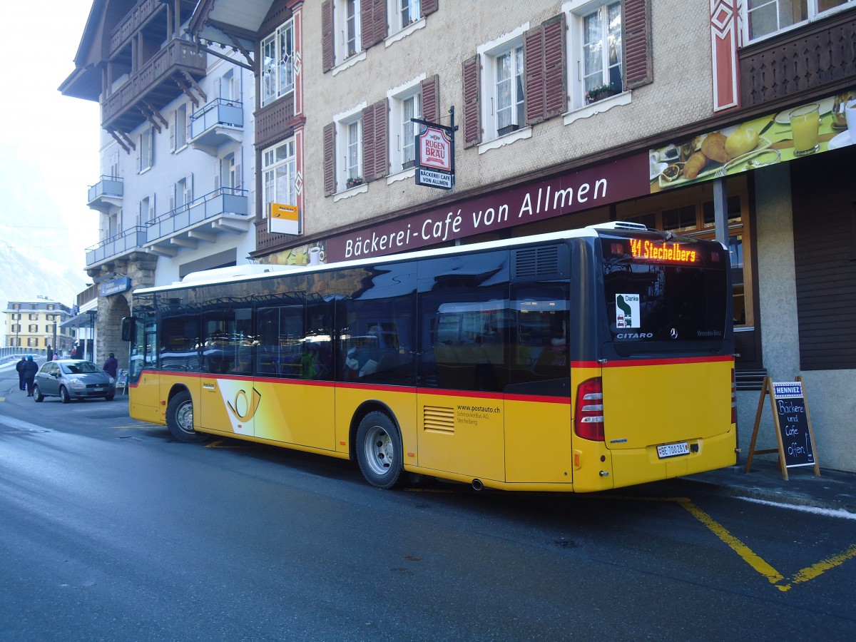 (148'253) - PostAuto Bern - BE 700'281 - Mercedes (ex Schmocker, Stechelberg Nr. 2) am 8. Dezember 2013 beim Bahnhof Lauterbrunnen