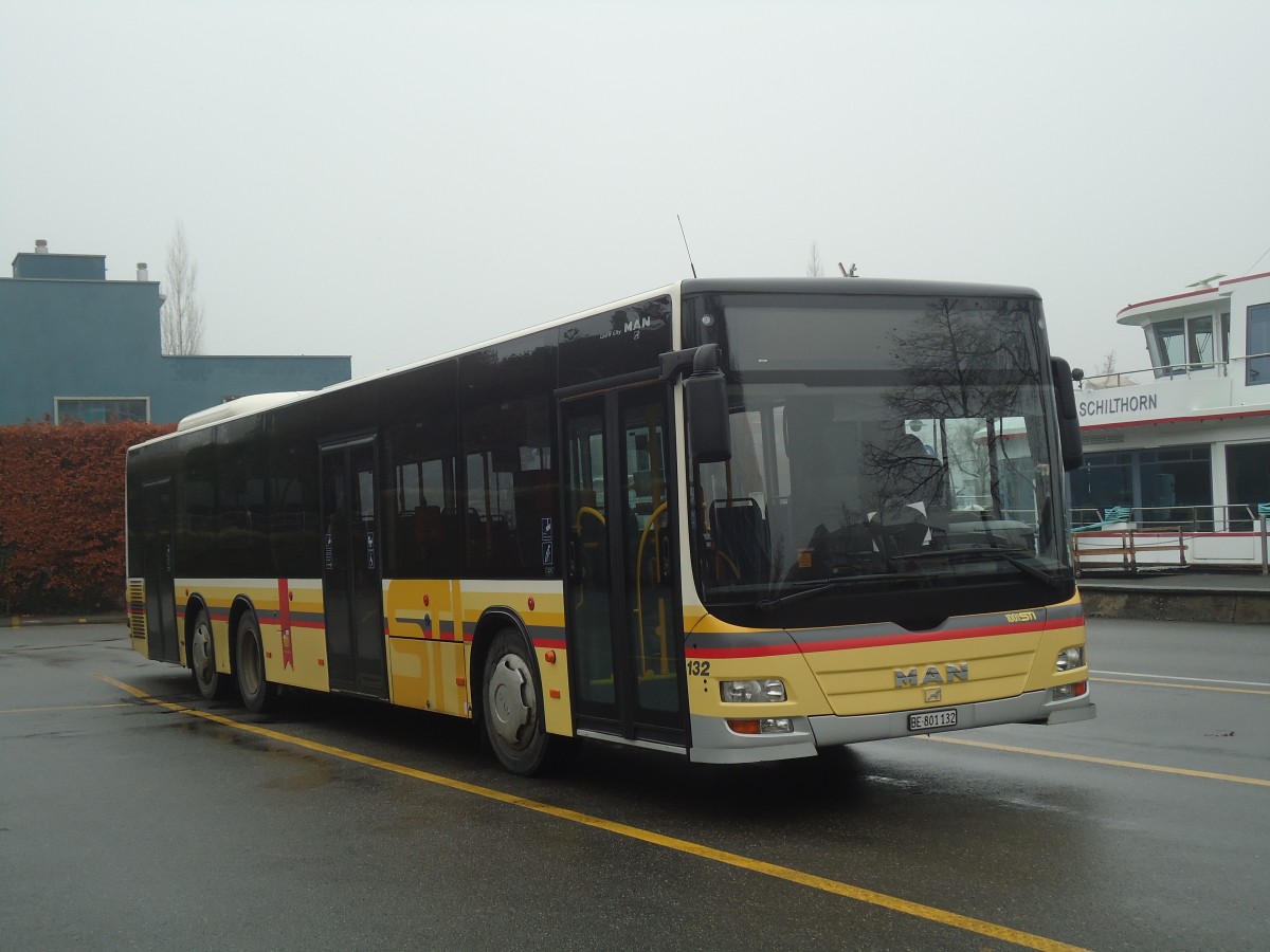 (148'353) - STI Thun - Nr. 132/BE 801'132 - MAN am 21. Dezember 2013 bei der Schifflndte Thun