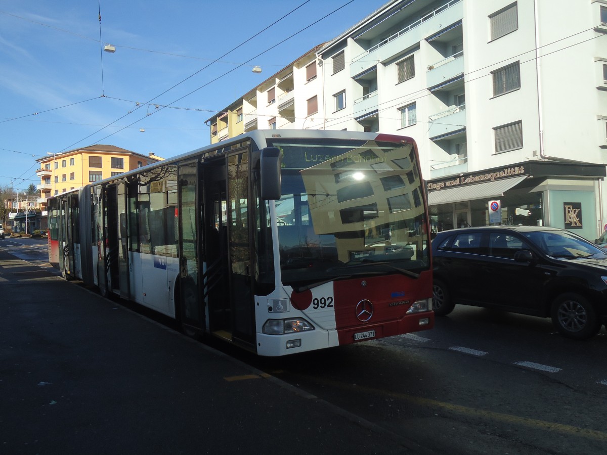 (148'529) - VBL Luzern - Nr. 992/LU 244'371 - Mercedes (ex TPF Fribourg Nr. 139) am 27. Dezember 2013 in Emmenbrcke, Sprengi