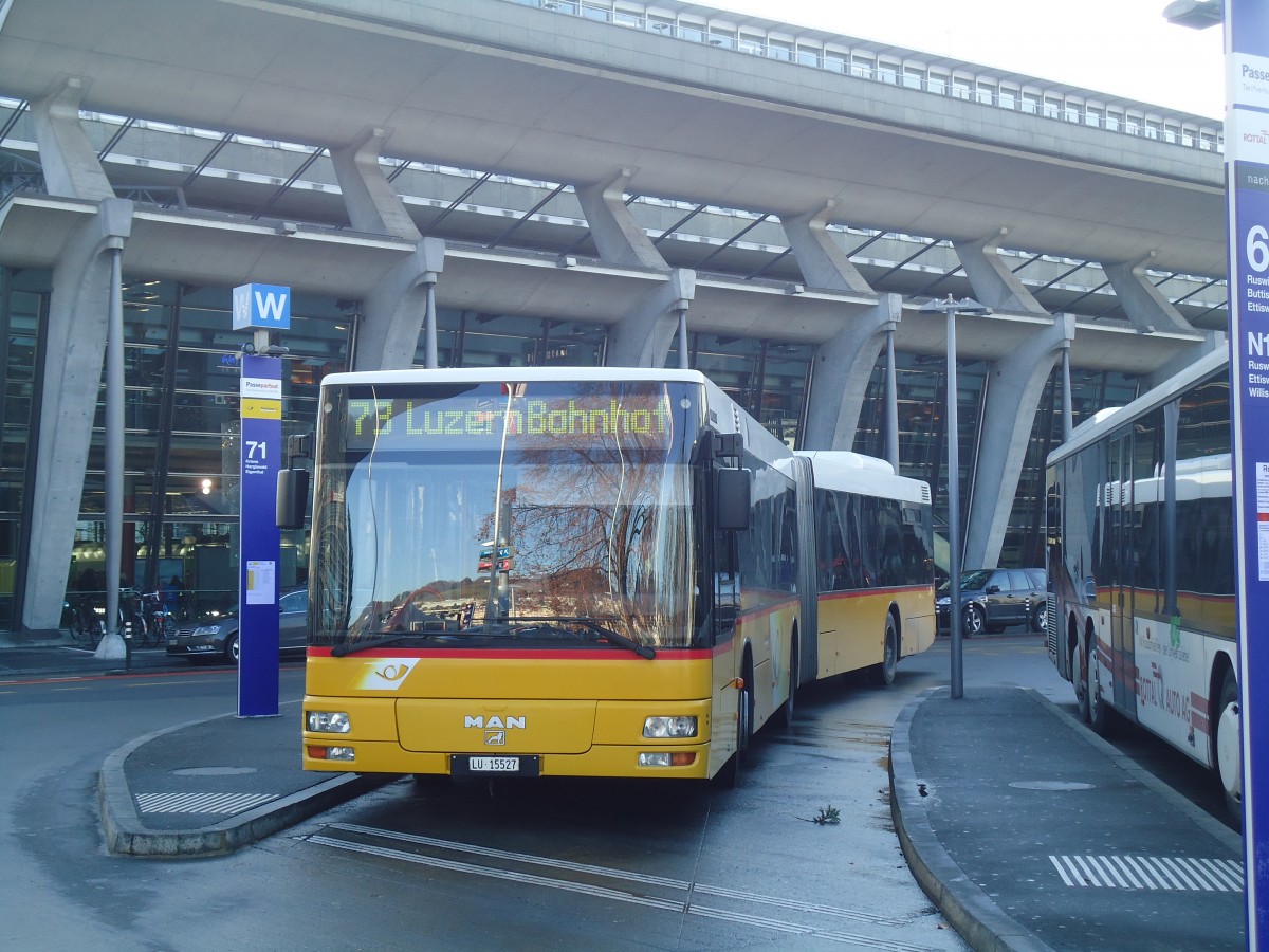 (148'549) - Bucheli, Kriens - Nr. 20/LU 15'527 - MAN (ex Steiner, Ortschwaben Nr. 5) am 27. Dezember 2013 beim Bahnhof Luzern