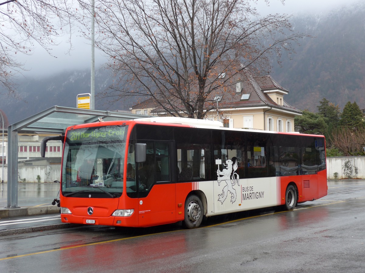 (148'693) - TMR Martigny - Nr. 121/VS 1104 - Mercedes am 2. Februar 2014 beim Bahnhof Martigny